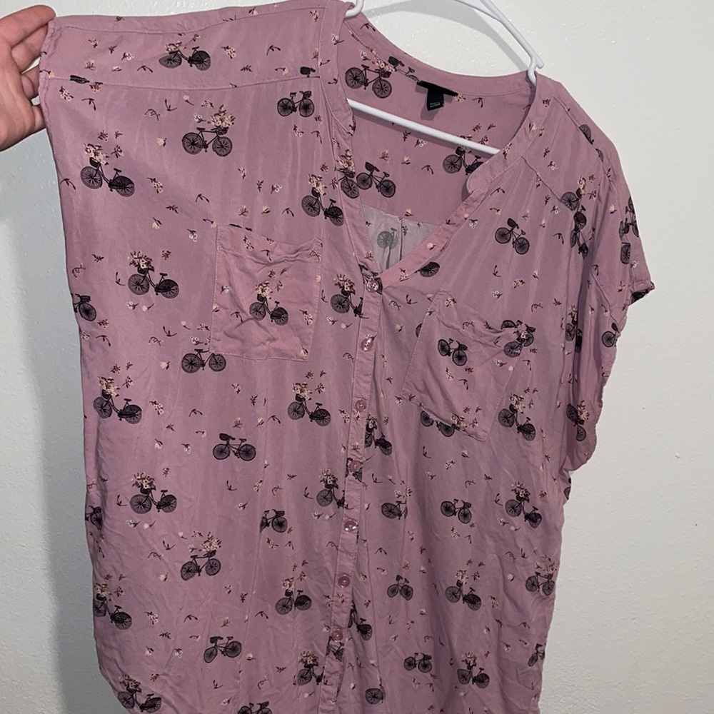 Torrid size 2 adorable bike print women’s top